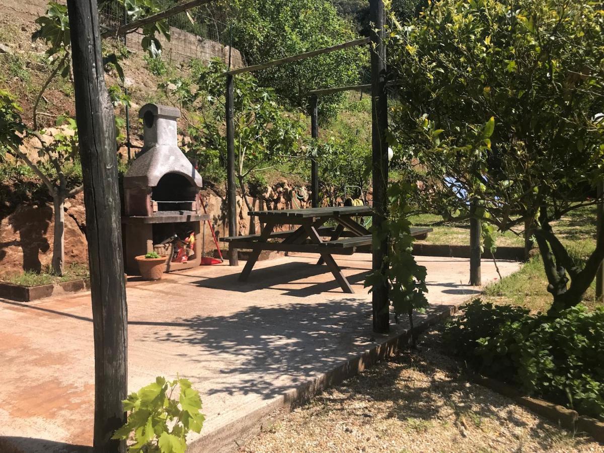 Villetta ai Peri Nisporto Esterno foto